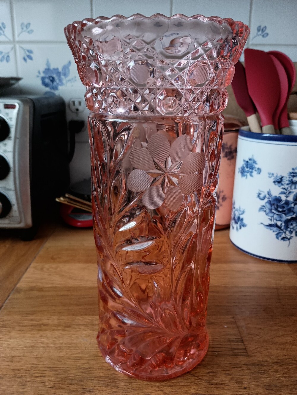 RARE Vintage McKee Glass "Innovation-410" Leaded Pink Crystal Vase 10.5"